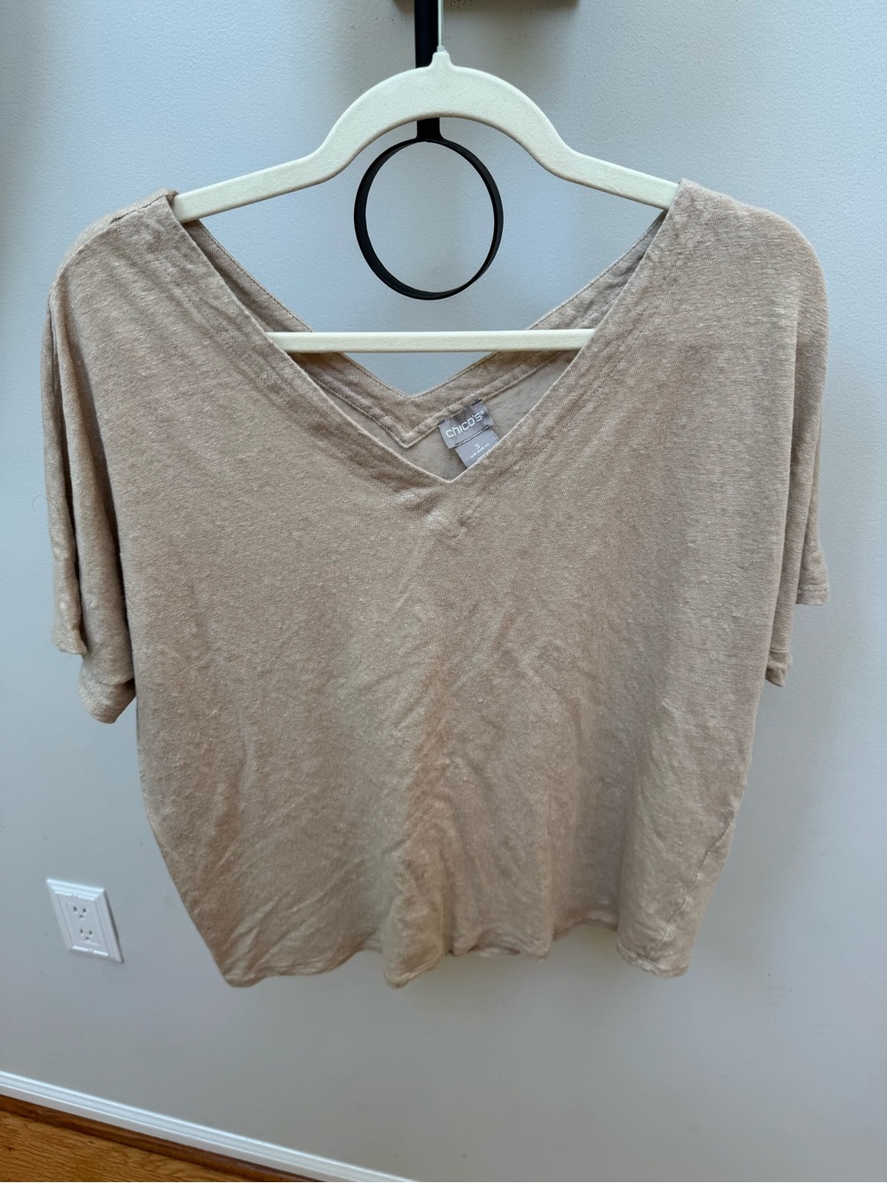 Chico's Linen Neutral Beige V-Neck Dolman Sleeve Top